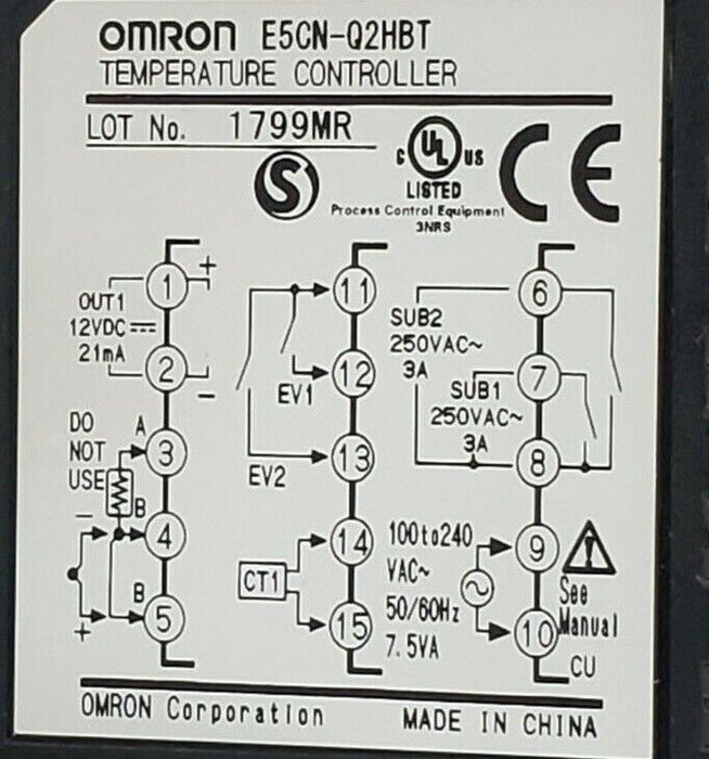 LOT OF 3 OMRON E5CN-Q2HBT TEMPERATURE CONTROLLERS E5CNQ2HBT