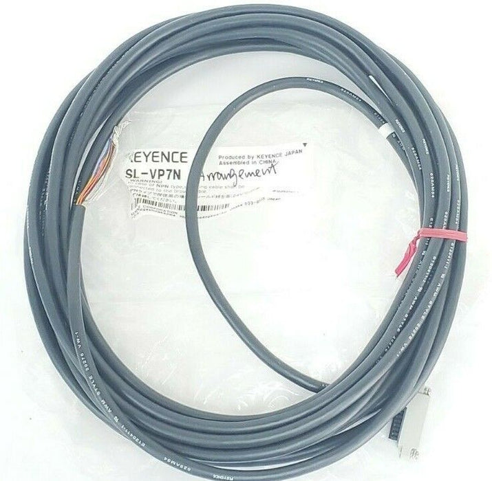 NEW KEYENCE SL-VP7N LIGHT CURTAIN CONNECTOR CABLE SLVP7N