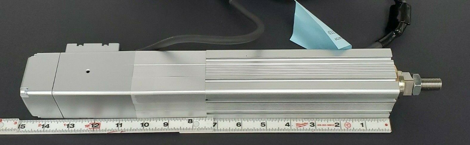 NEW IAI RCS2-RA5C-I-100-4-100-T2-R20-A2-B ROBO CYLINDER RCS2RA5CI1004100T2R20A2B