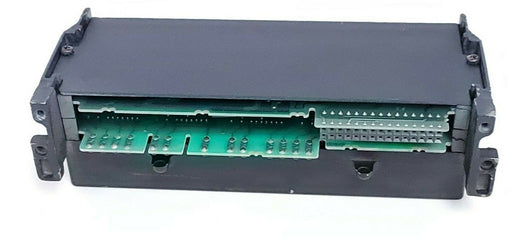 GE FANUC IC660EBD100A I/O MODULE GENIUS 8CIRCUIT 2AMP 115VAC