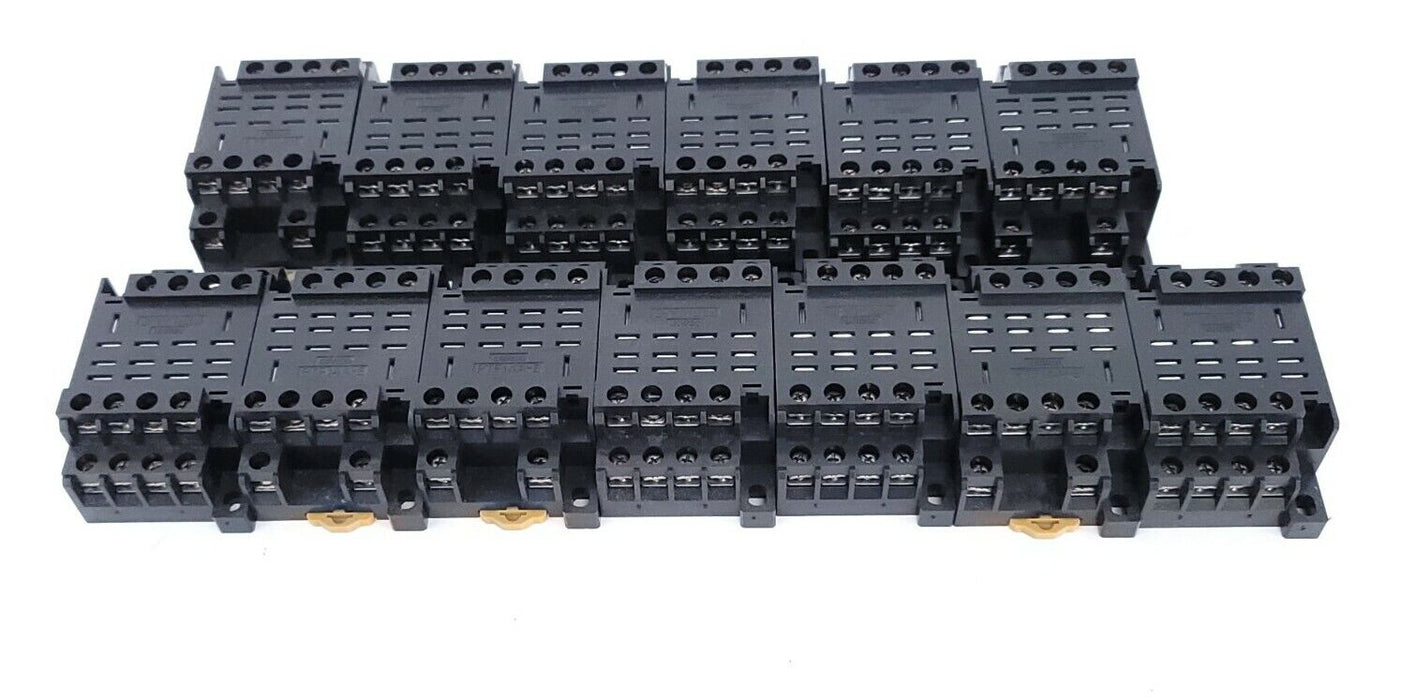 LOT OF 13 OMRON PTF14A-E RELAY SOCKETS 10 AMP 4POLE 250V, PTF14AE