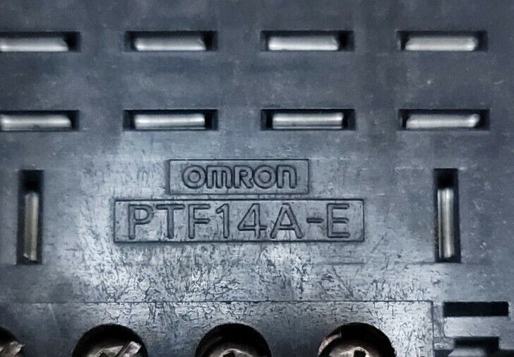 LOT OF 13 OMRON PTF14A-E RELAY SOCKETS 10 AMP 4POLE 250V, PTF14AE