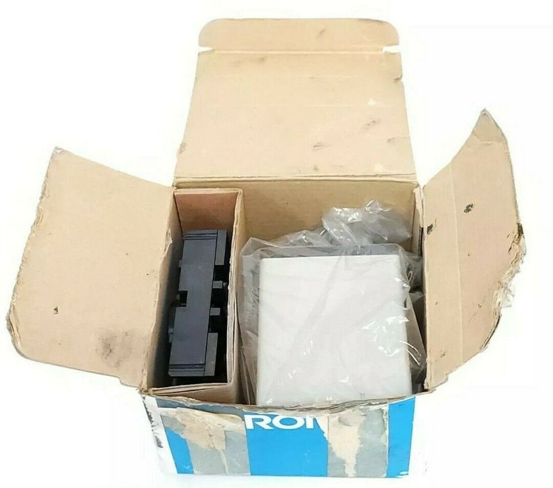 NIB OMRON PU-NA CONTROLLER UNIT PUNA 100/110VAC 50/60HZ W/ 8PFA SOCKET