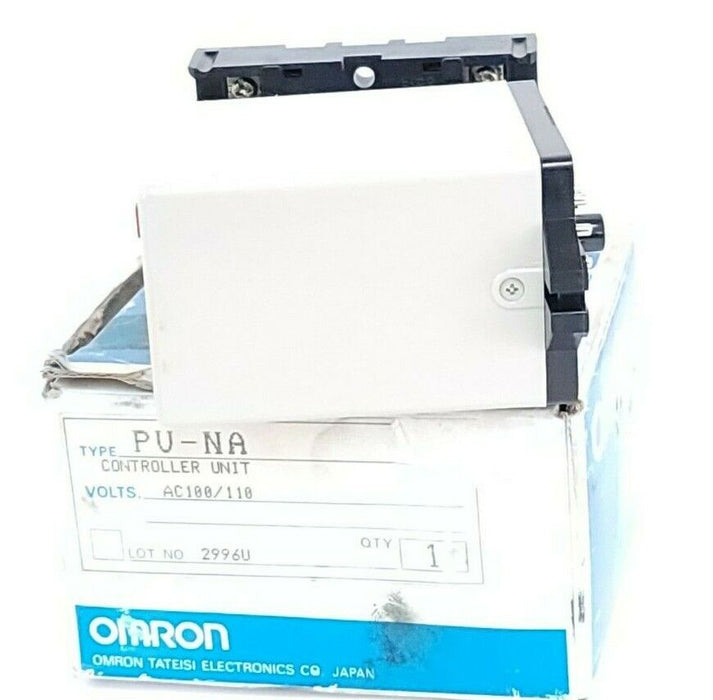 NIB OMRON PU-NA CONTROLLER UNIT PUNA 100/110VAC 50/60HZ W/ 8PFA SOCKET