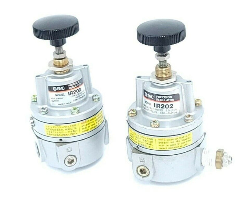 LOT OF 2 SMC IR202 PRECISION REGULATORS 0.005~0.7MPa