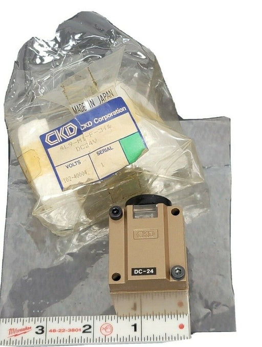 NEW CKD 4L9-M1-F SOLENOID COIL DC24V
