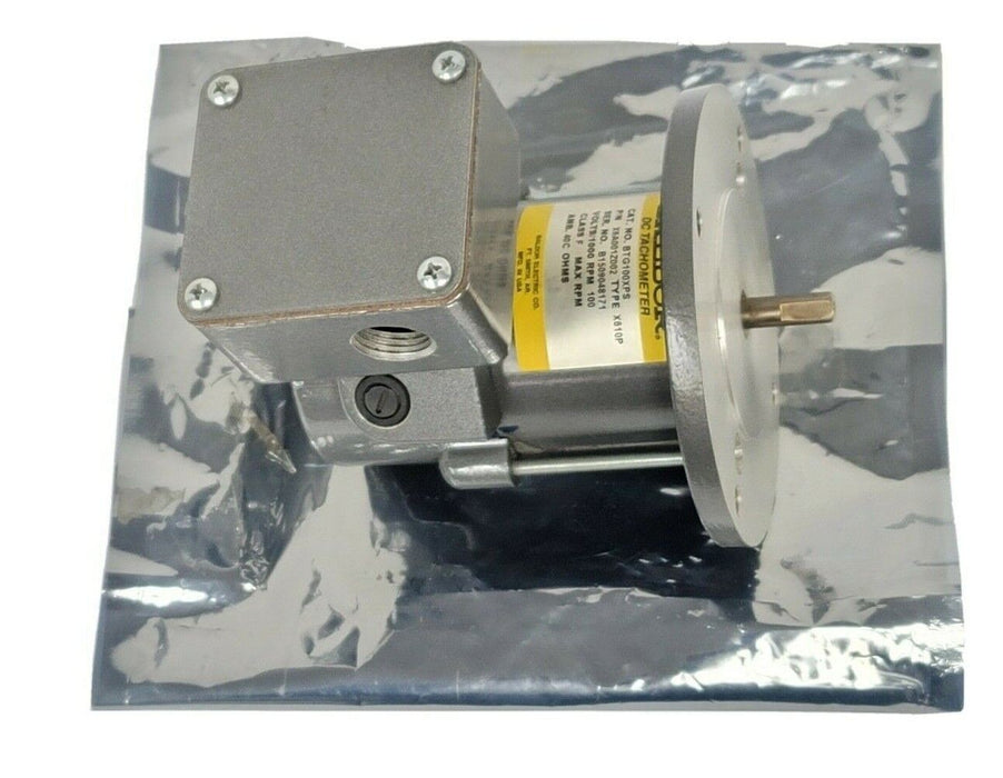 NEW BALDOR X6A001Z002 TACHOMETER CAT: BTG100XPS TYPE: X610P VOLTS/1000 RPM 100