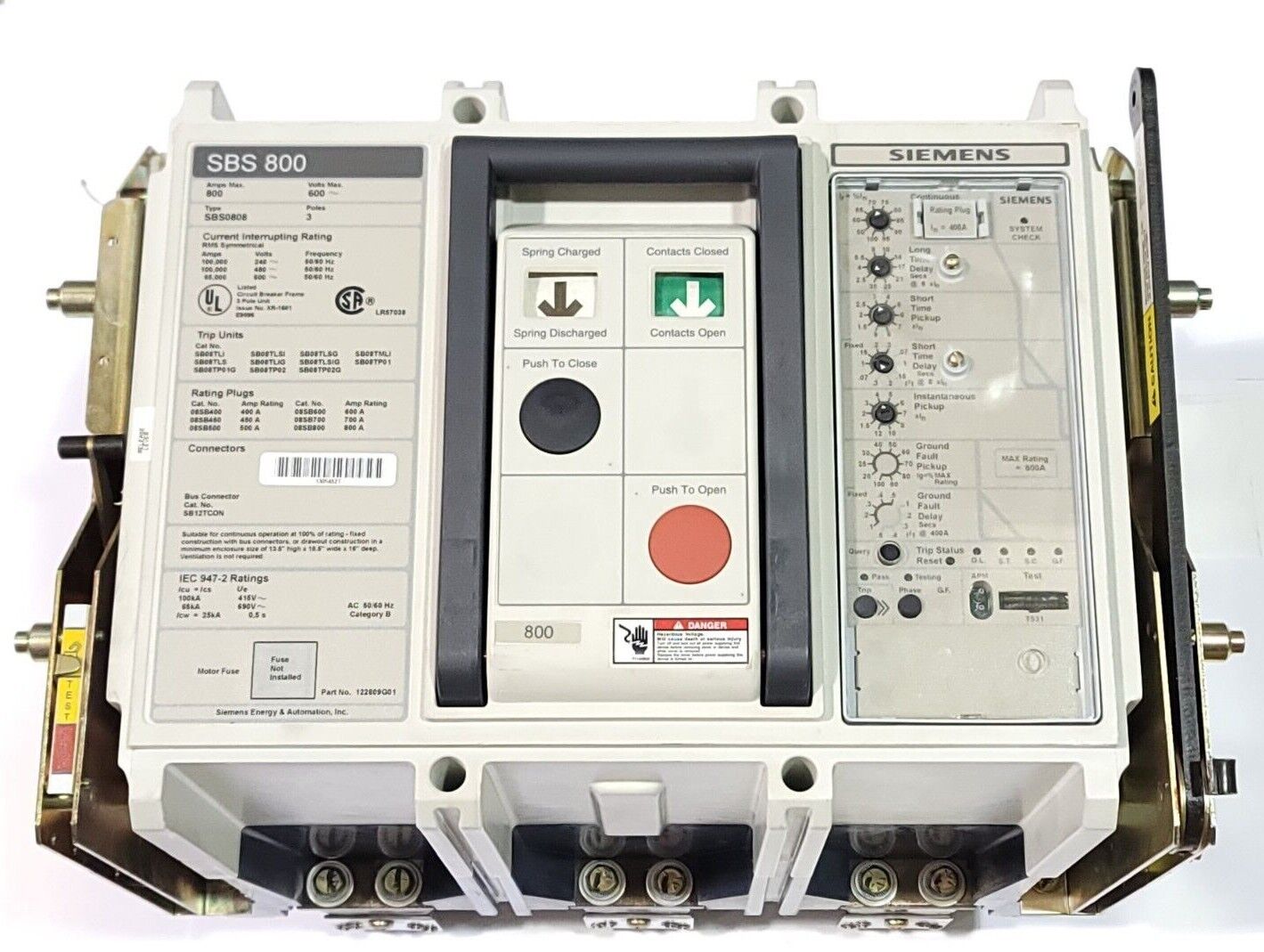 SIEMENS SBS0808 DRAWOUT CIRCUIT BREAKER SBS 800 W/ TRIP UNIT AND PLUG 800A 600V