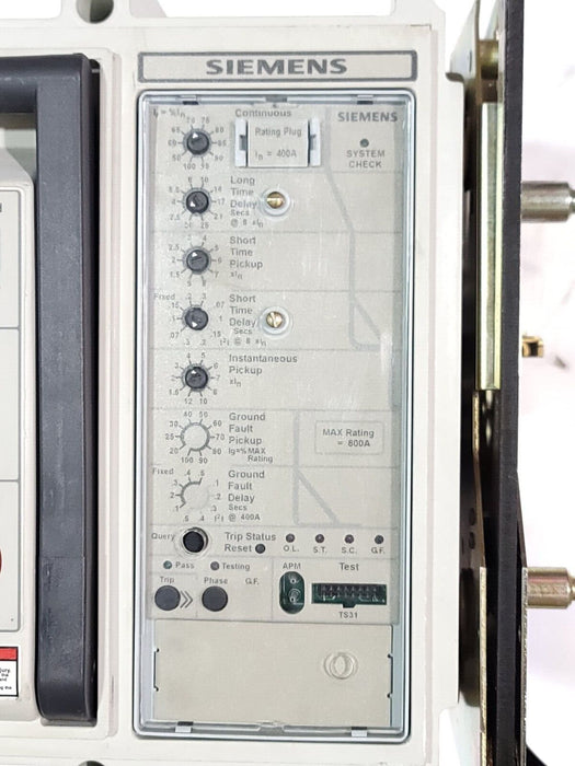 SIEMENS SBS0808 DRAWOUT CIRCUIT BREAKER SBS 800 W/ TRIP UNIT AND PLUG 800A 600V