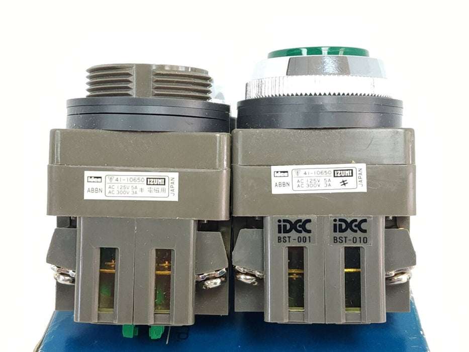 LOT OF 2 IDEC IZUMI ABBN1111 / ABBN1120 PUSHBUTTON STATIONS SERIES N