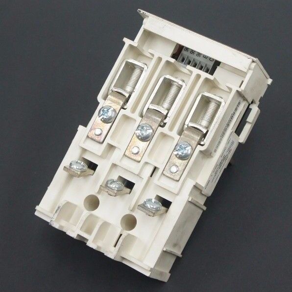 NEW CUTLER HAMMER WB33FJY7 SIZE 3 STAND ALONE RELAY 2A95040E06 MODEL: E.001