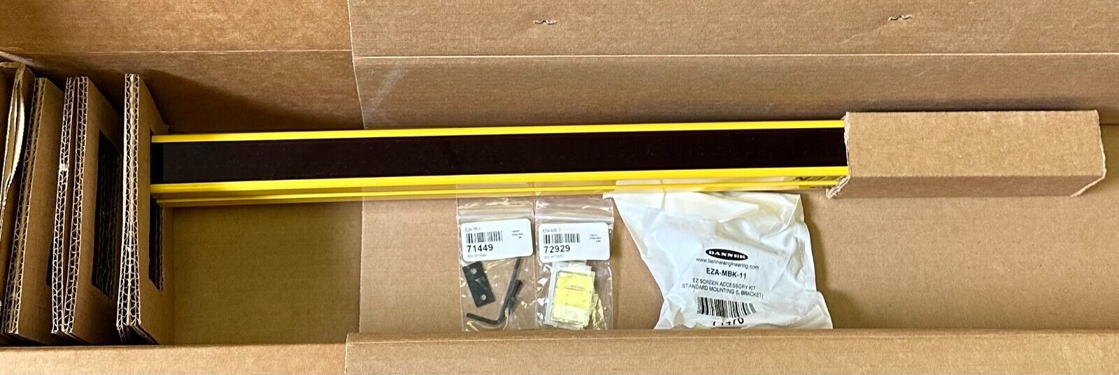 NEW BANNER SLSE14-450Q8 / SLSE14450Q8 EZ-SCREEN EMITTER 14mm RES W/ ACCESSORIES