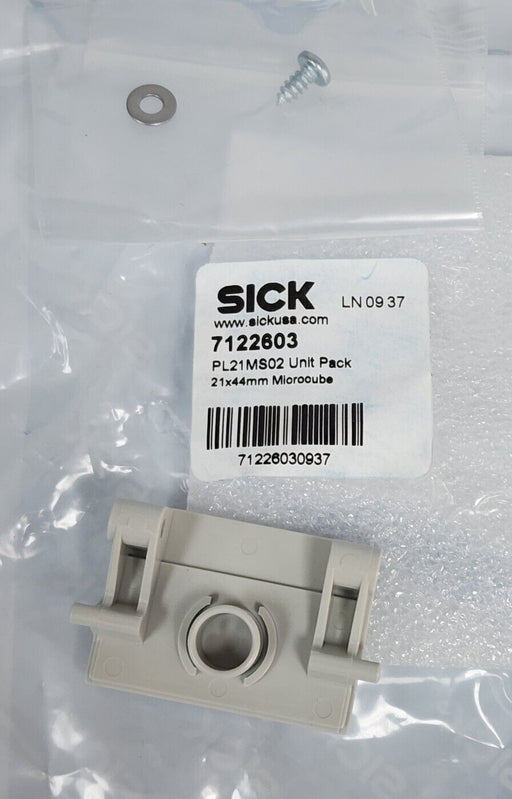 NEW SICK 7122603 UNIT PACK PL21MS02, 21X44mm MIOROOUBE