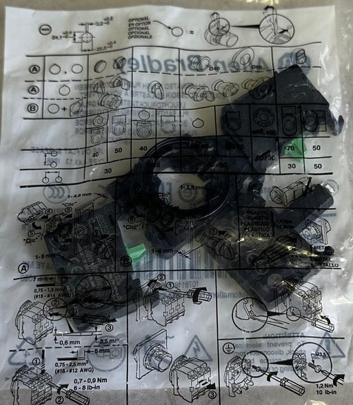 NEW SEALED ALLEN BRADLEY 800FP-LF3PN3GX20 /A ILLUMINATED GREEN FLUSH PUSH BUTTON