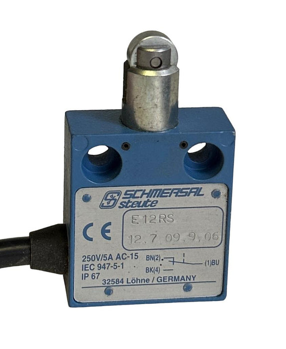 NEW SCHMERSAL STEUTE E12RS / 12.7.09.9.06 ROLLER LIMIT SWITCH 250VAC 5A 12709906