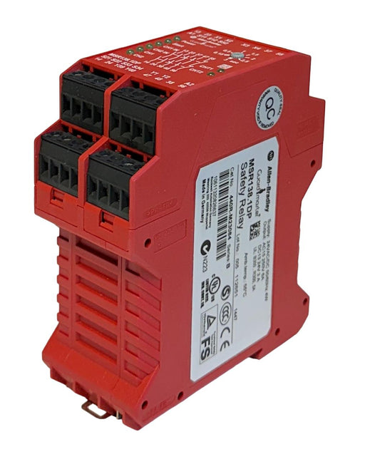 ALLEN BRADLEY 440R-M23084 /B Guardmaster SAFETY RELAY MSR138.1DP 24VAC/DC NSMP
