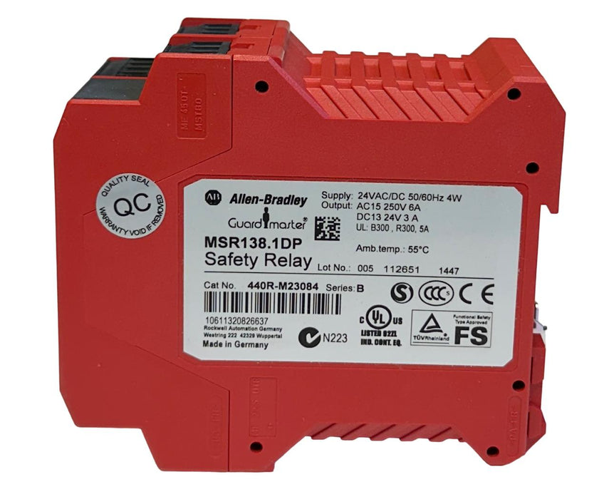 ALLEN BRADLEY 440R-M23084 /B Guardmaster SAFETY RELAY MSR138.1DP 24VAC/DC NSMP