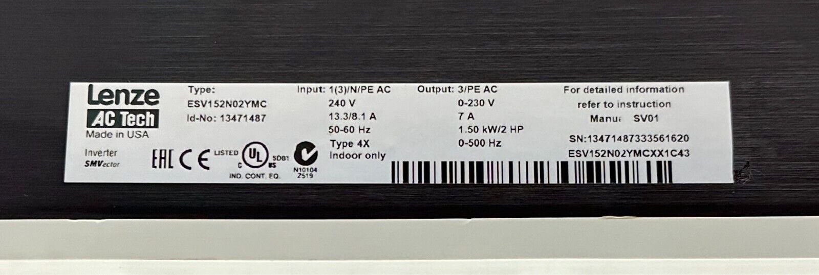 LENZE AC TECH ESV152N02YMC / 13471487 SMVector 1.5kW/2HP ESV152N02YMCXX1C43 NSMP