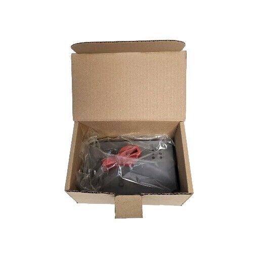 NIB HUBBELL HBLDS3RCP COVER ASSEMBLY 30 AMP 600 VAC