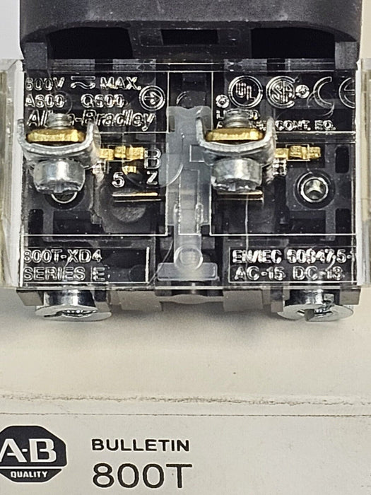 NIB ALLEN BRADLEY 800T-FX6D4 PUSH-PULL DEVICE SER. T