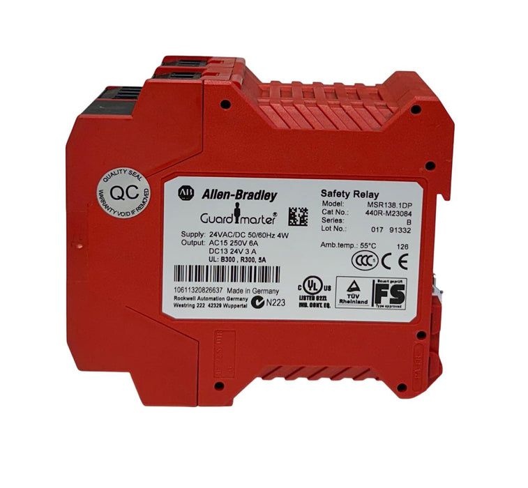 ALLEN BRADLEY 440R-M23084 /B Guardmaster SAFETY RELAY MSR138.1DP 24VAC/DC USNP