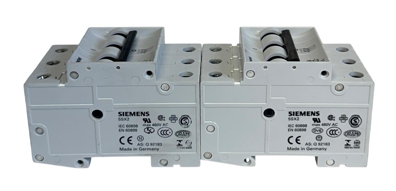 2 SIEMENS 5SX23 CIRCUIT BREAKERS 480VAC MAX 5SX23C32 / 5SX23C4 3-POLE NSNP