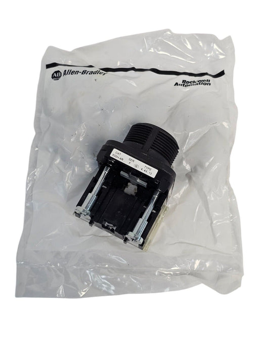 NIB ALLEN BRADLEY 800H-AR2A BOOTLESS FLUSH HEAD PUSH BUTTON SER. F