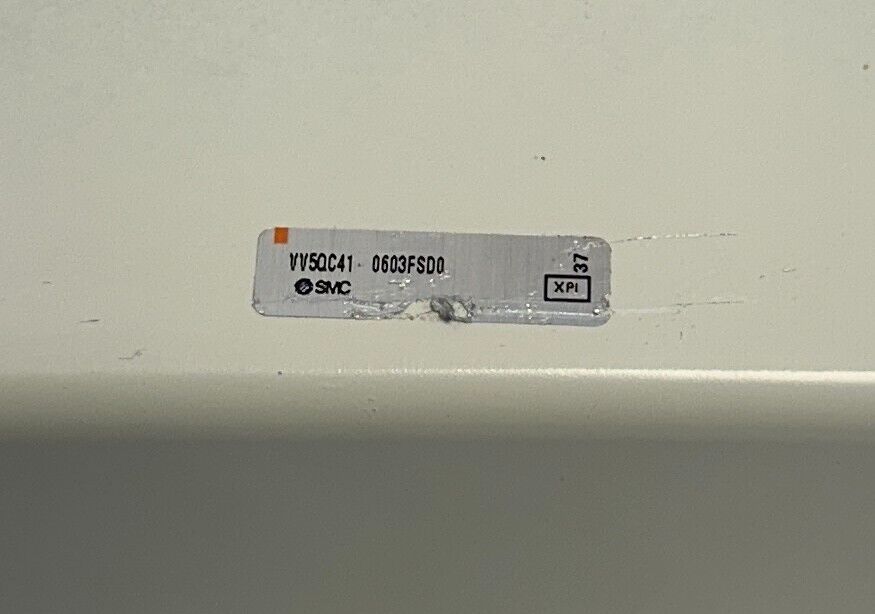 SMC VVSQC41-0603FSD0 / VVSQC410603FSD0 PNEUMATIC VALVE MANIFOLD BASE 6-SLOT NSNP