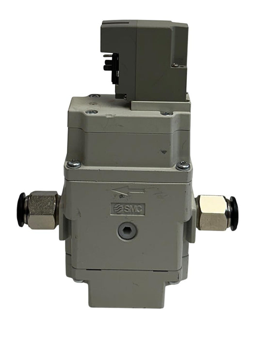 SMC AV2000-02-5DZB-A / AV2000025DZBA SOFT START-UP VALVE 24VDC COIL USNP