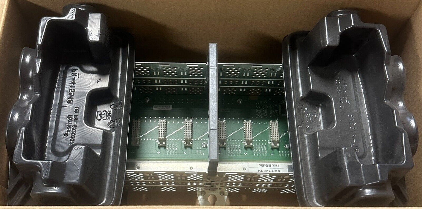 ALLEN BRADLEY 1746-A10 /B SLC 500 10-SLOT MODULAR CHASSIS 1746A10 OEM NSMP