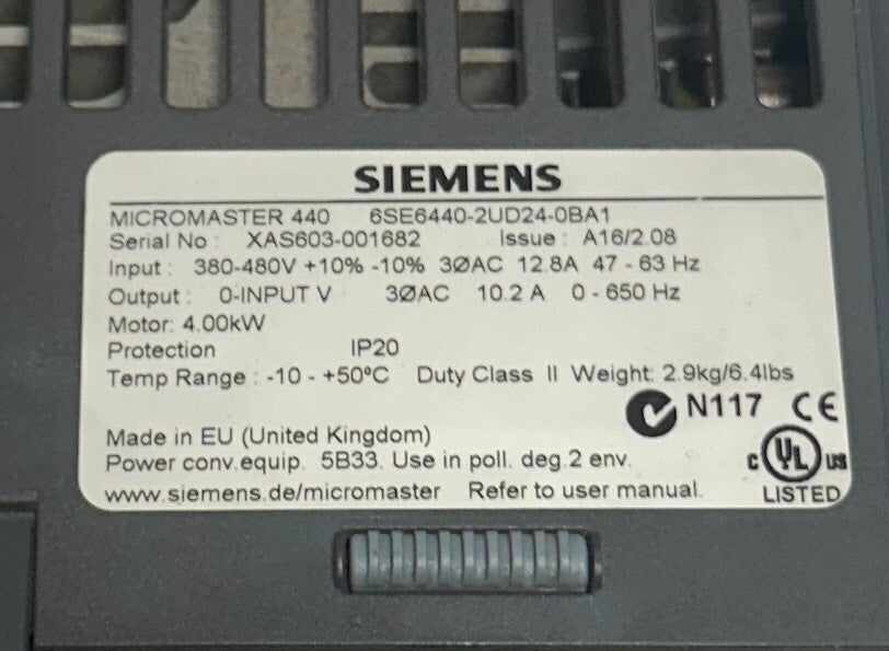 SIEMENS 6SE6440-2UD24-0BA1 / 6SE64402UD240BA1 MICROMASTER 440 DRIVE 4kW USNP