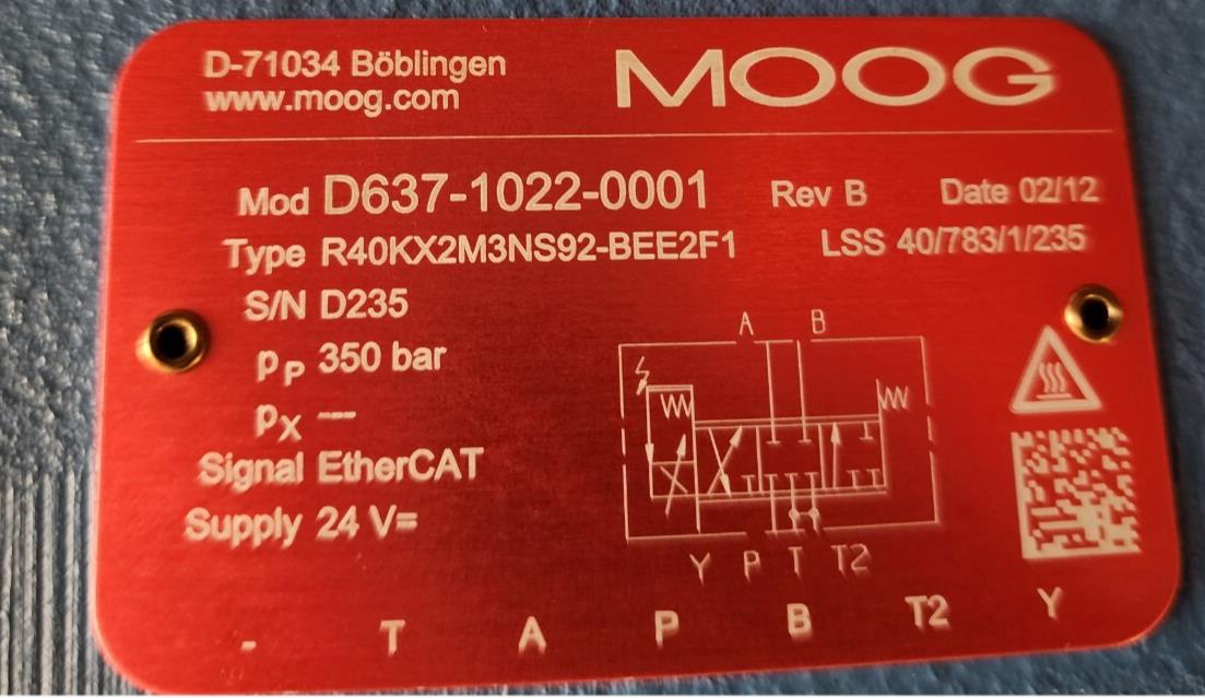 MOOG D637-1022-0001 / R40KX2M3NS92-BEE2F1 D637 DIRECT DRIVE SERVO VALVE w/CABLES