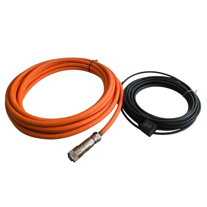 MOOG D637-1022-0001 / R40KX2M3NS92-BEE2F1 D637 DIRECT DRIVE SERVO VALVE w/CABLES