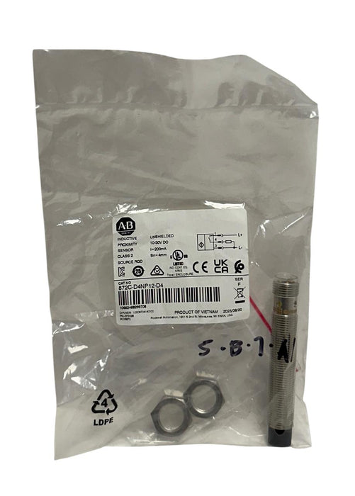 ALLEN BRADLEY 872C-D4NP12-D4 /F INDUCTIVE PROXIMITY SENSOR 10-30VDC 200mA NSFS