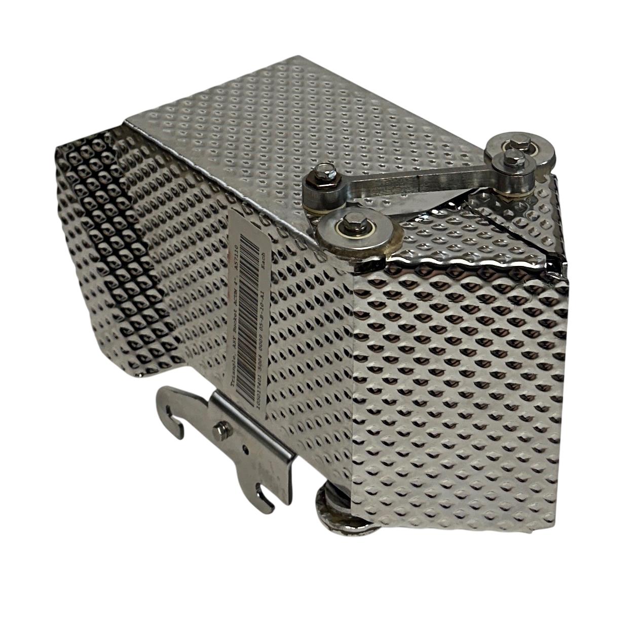 TRIANGLE 05-B-10-A1 / A57110 / 105017401 OEM ASY BUCKET ACUM 4'' PACKAGING NSNP