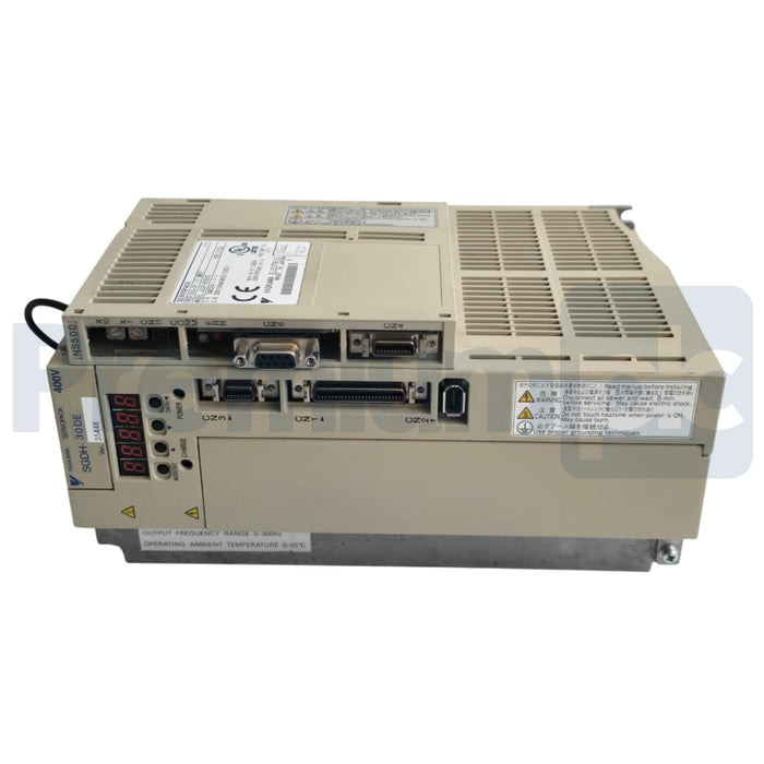 YASKAWA SGDH-30DE / SGDH30DE SIGMA II SERVOPACK AMPLIFIER 400V 3kW w/JUSP-NS500