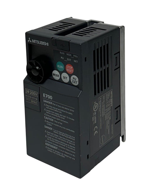 MITSUBISHI FR-E720-015-NA / FRE720015NA COMPACT INVERTER E700 200-240VAC NSMP
