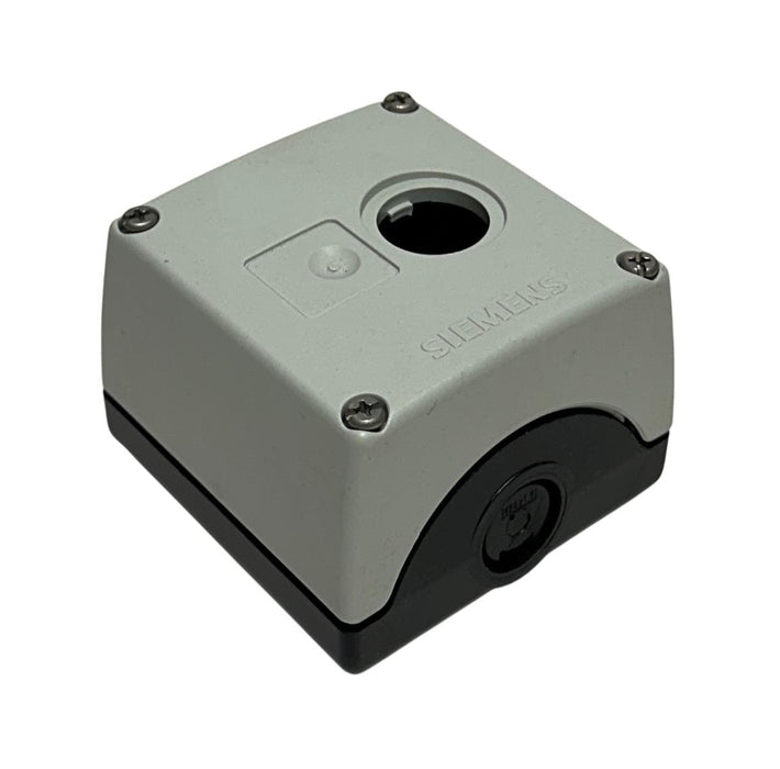 4 SIEMENS 3SB3 801-0AA3 / 3SB38010AA3 EMPTY ENCLOSURES FOR COMMAND DEVICES NSMP