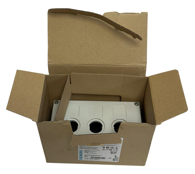 SIEMENS 3SB3 803-0AA3 / 3SB38030AA3 EMPTY ENCLOSURE FOR COMMAND DEVICES NSMP