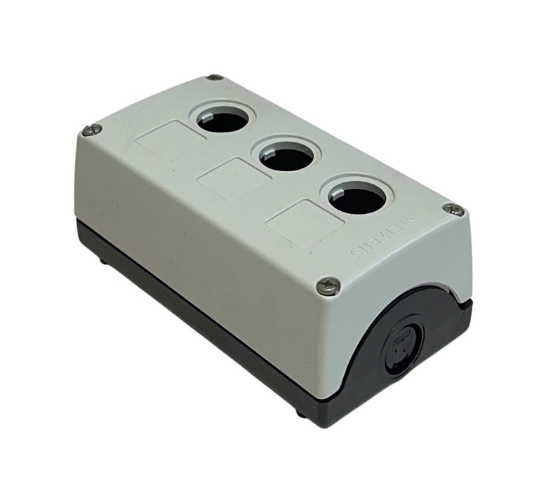 SIEMENS 3SB3 803-0AA3 / 3SB38030AA3 EMPTY ENCLOSURE FOR COMMAND DEVICES NSMP