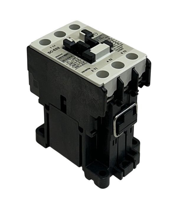 2 FUJI ELECTRIC SC-E02P-110VAC / SC-E02-110VAC / SC-E02 CONTACTORS SE09AA-H NSMP