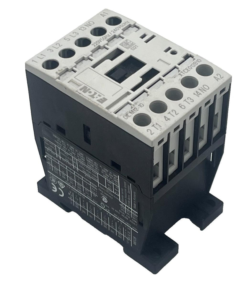 EATON DIL M12-10 / XTCE012B10 3-Pole IEC CONTACTOR XT IEC 12A 220V 50Hz NSNP
