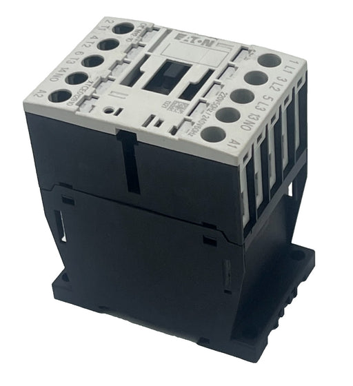 EATON DIL M12-10 / XTCE012B10 3-Pole IEC CONTACTOR XT IEC 12A 220V 50Hz NSNP