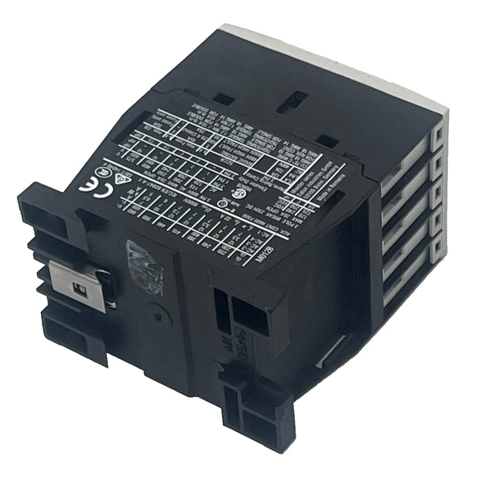 EATON DIL M12-10 / XTCE012B10 3-Pole IEC CONTACTOR XT IEC 12A 110V 50Hz NSNP