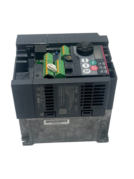 MITSUBISHI FR-D740-022SC-EC COMPACT SIZE INVERTER 3PH 400V 50/60Hz 2.2A 1HP