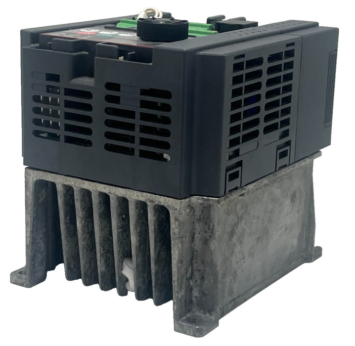 MITSUBISHI FR-D740-022SC-EC COMPACT SIZE INVERTER 3PH 400V 50/60Hz 2.2A 1HP