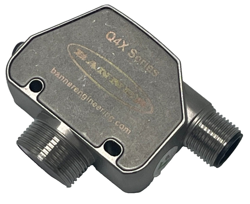 Banner Q4XTBLAF300-Q8 Q4X Laser Distance Sensor 300mm Range NPN/PNP M12 SS IP69K