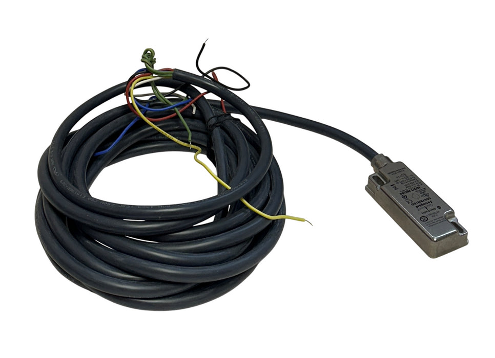 ALLEN BRADLEY 440N-G02143 /A Guardmaster FERROGARD NON-CONTACT SWITCH 6M USMP