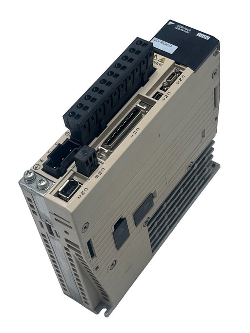 YASKAWA SGDV-R90A01A Servopack Servo Drive Amplifier 0.4kW 400W Sigma V Series