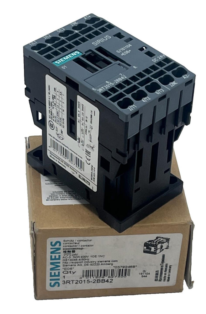SIEMENS Sirius 3RT2015-2BB42 Contactor 7A 24VDC 3-Pole Size S00 DIN Rail Mount